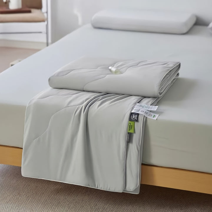 スノーシルクひんやりケット グレー