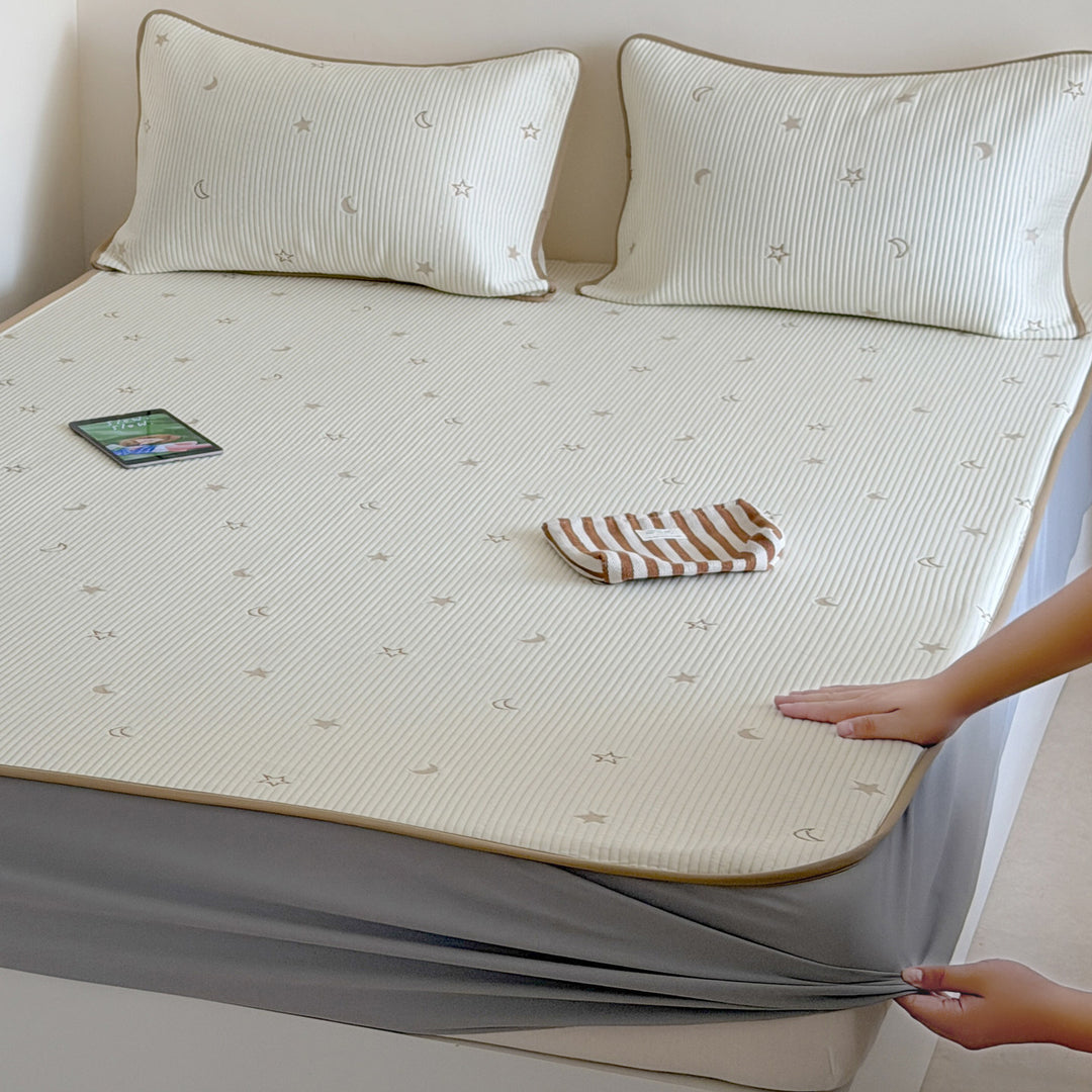 Star Moon Ice Silk Pad Set Coffee