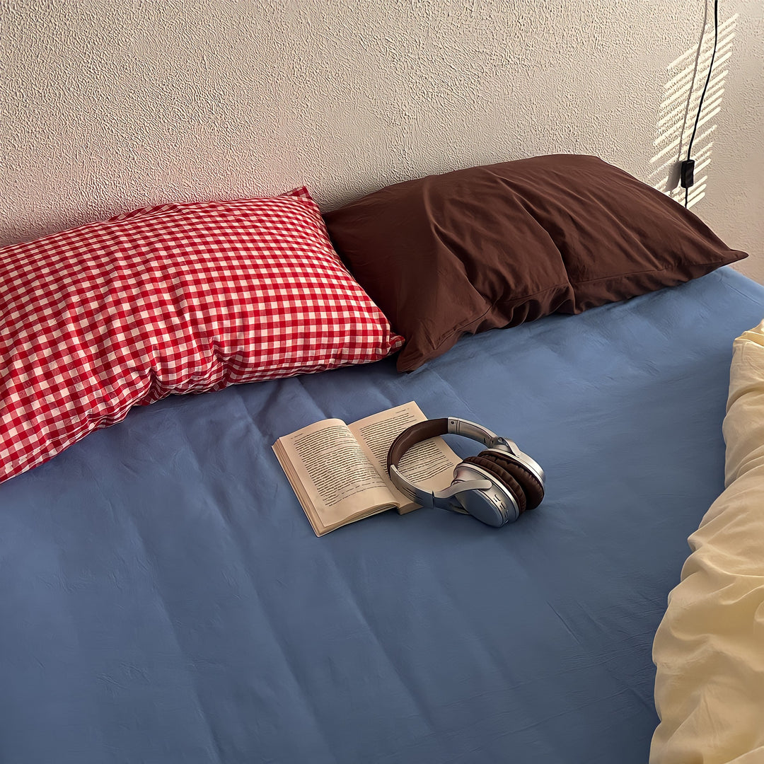 Gingham Accent Cotton Bedding Set
