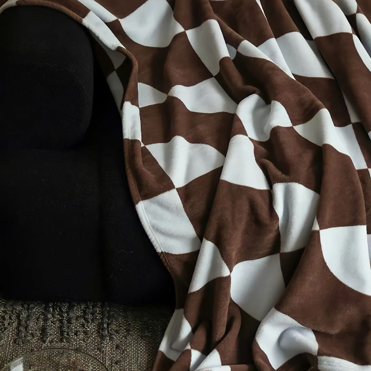 Geometric Print Fleece Blanket
