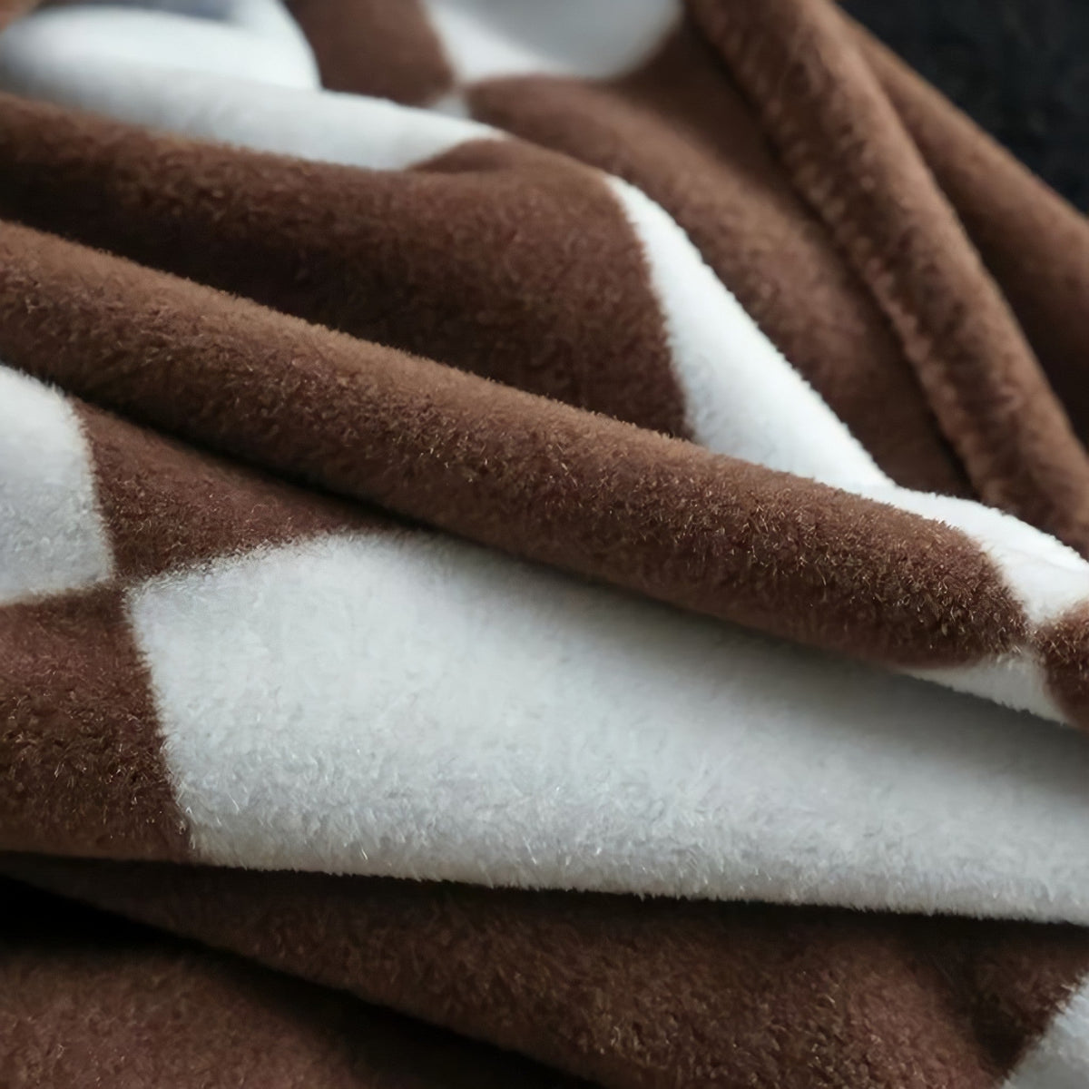 Geometric Print Fleece Blanket