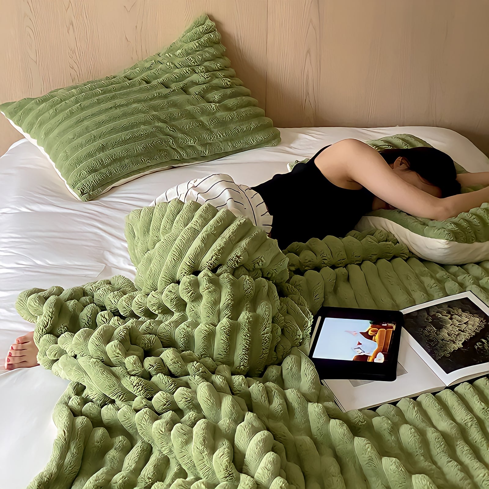 Colorful fluffy blanket 