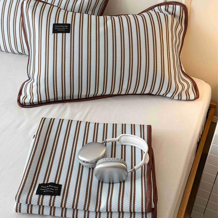 Modern Stripe Cool Pad Brown