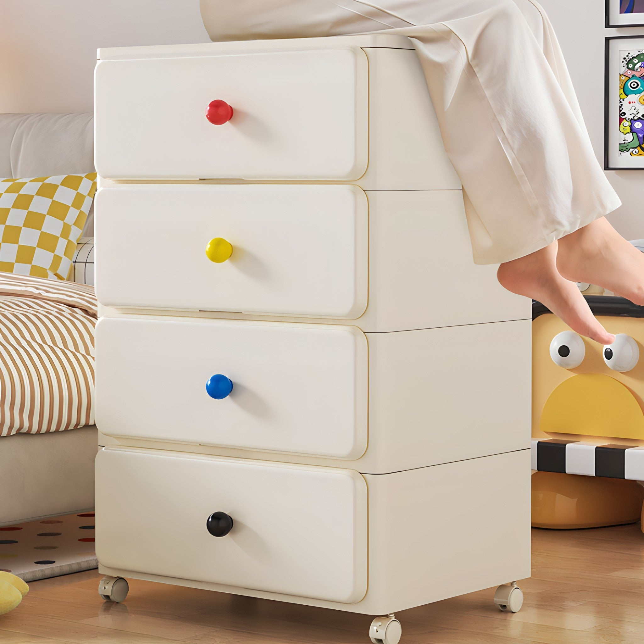 Pop Color Rolling Chest