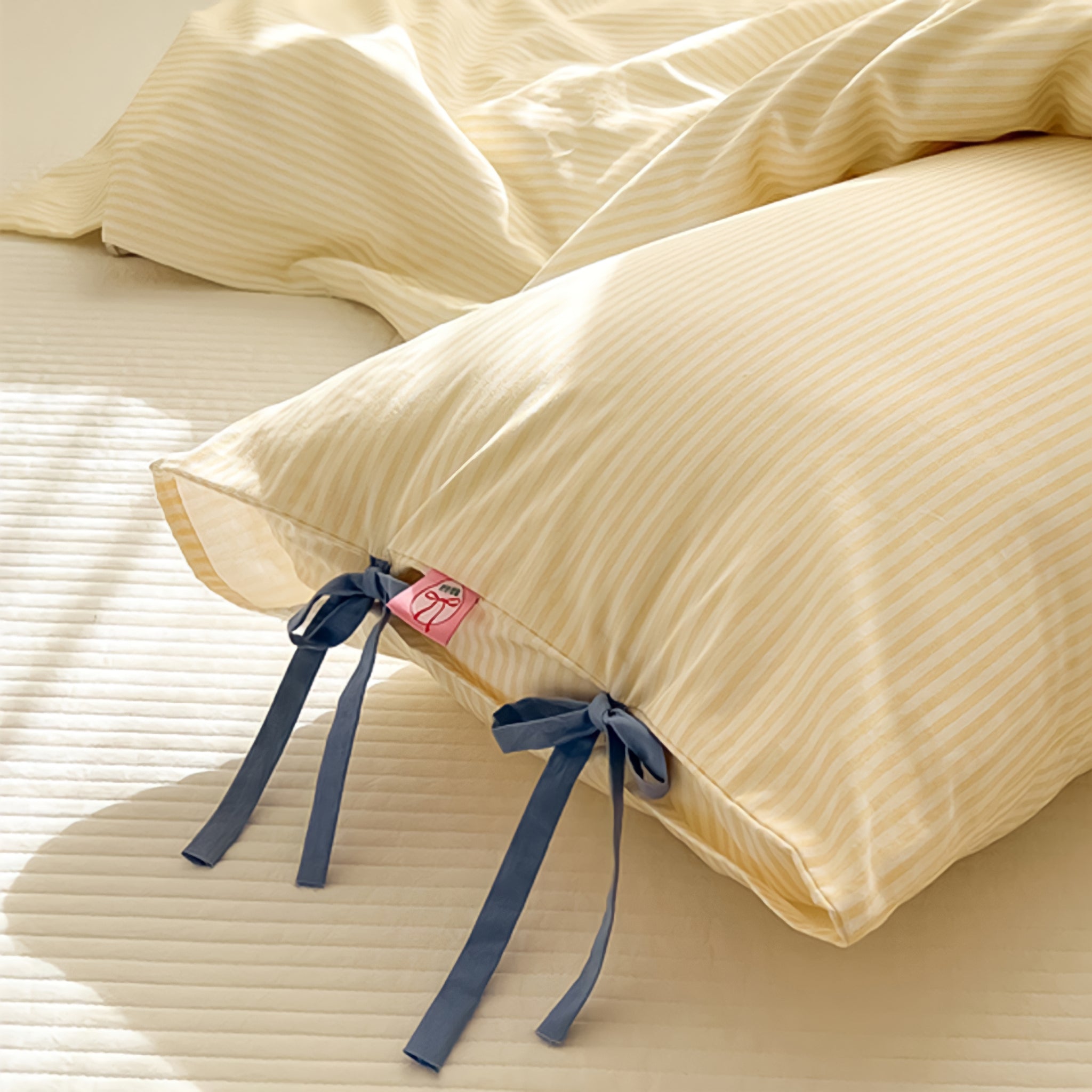 ガーリーリボンストライプ枕カバー