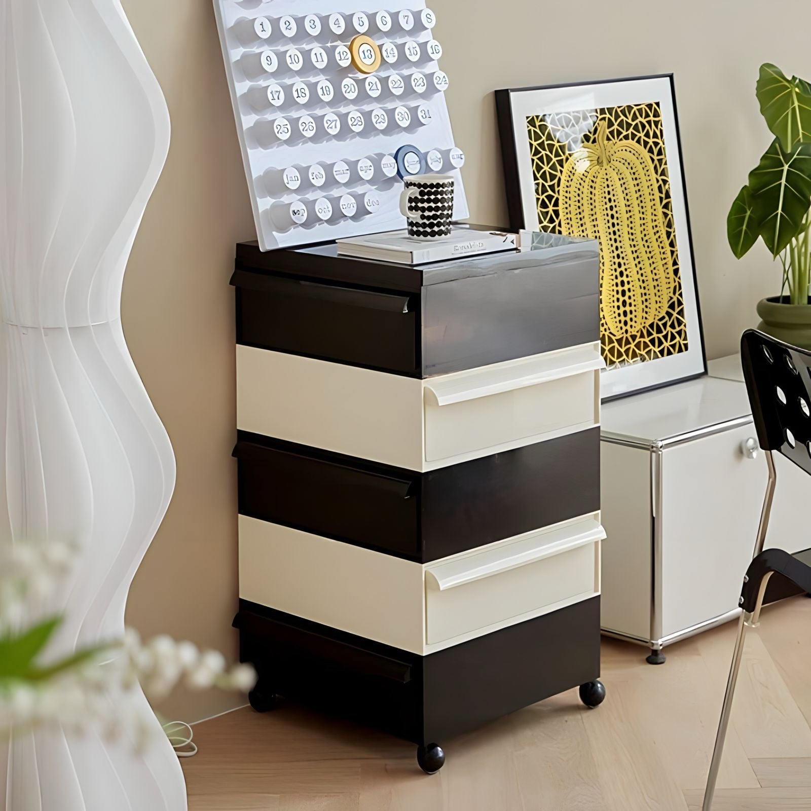 モダンカラフル可動式キャビネット kocol