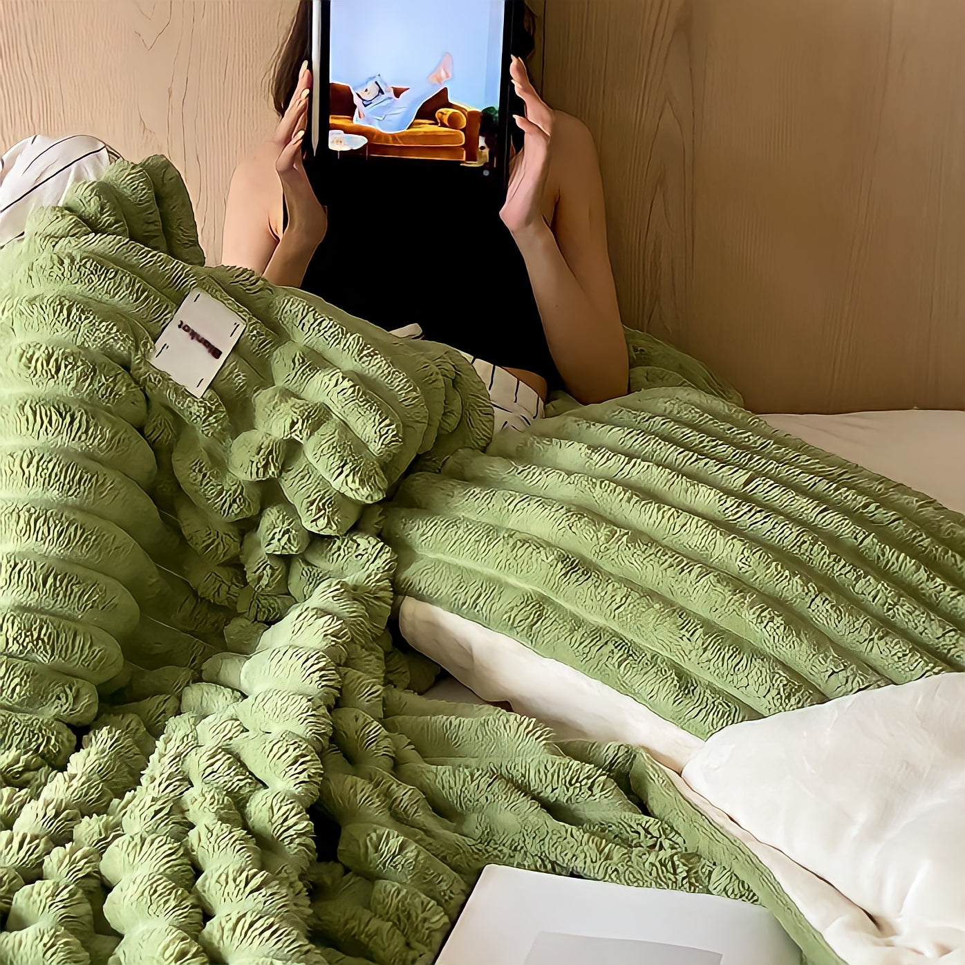 Colorful fluffy blanket 