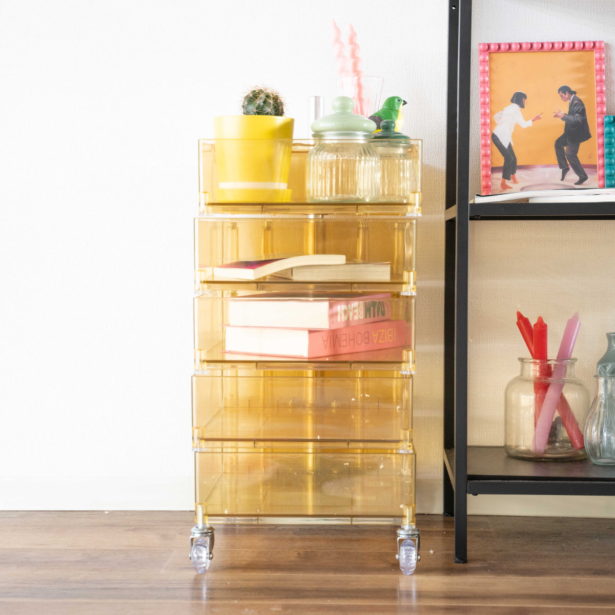 アクリルクリアキャビネット kocol