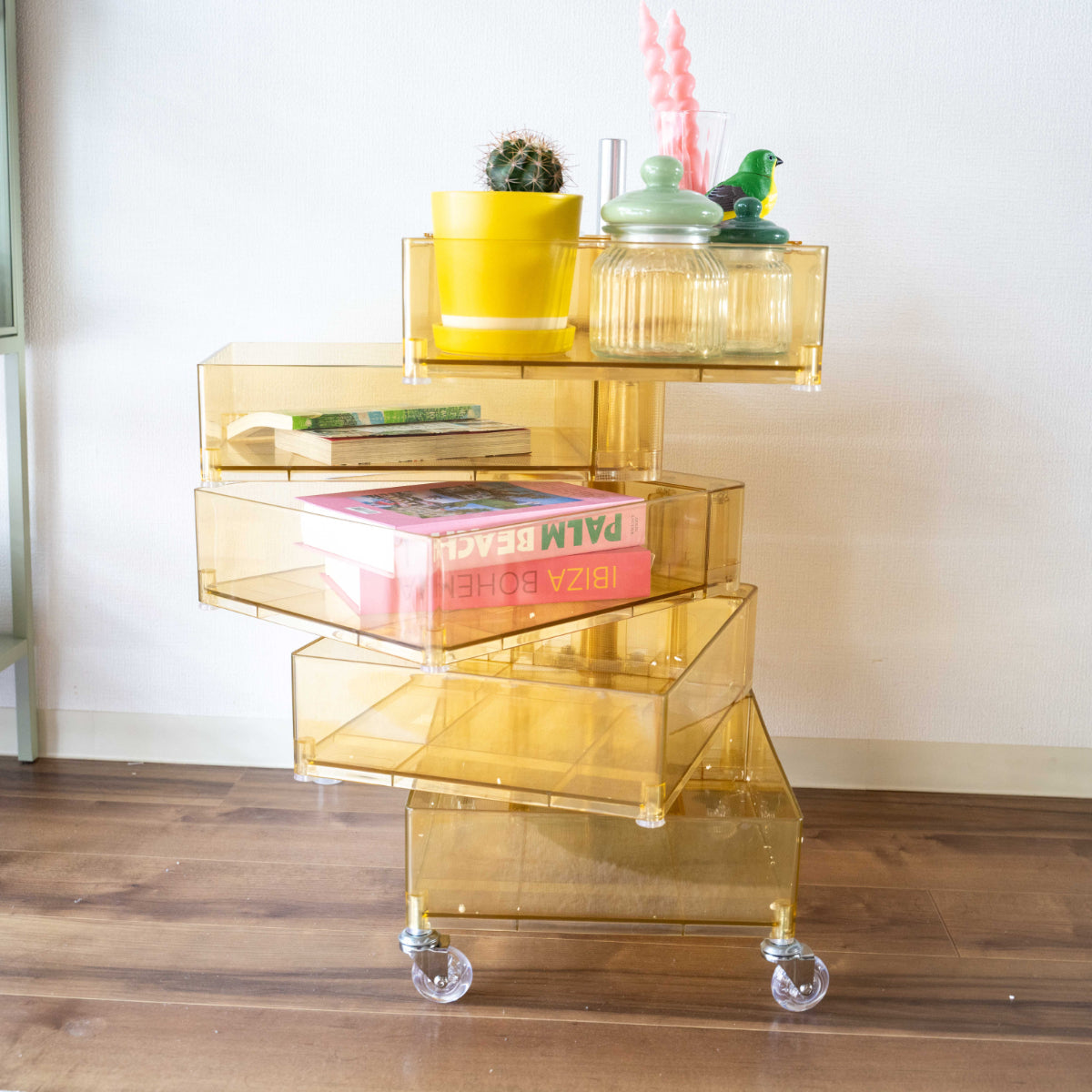 アクリルクリアキャビネット kocol