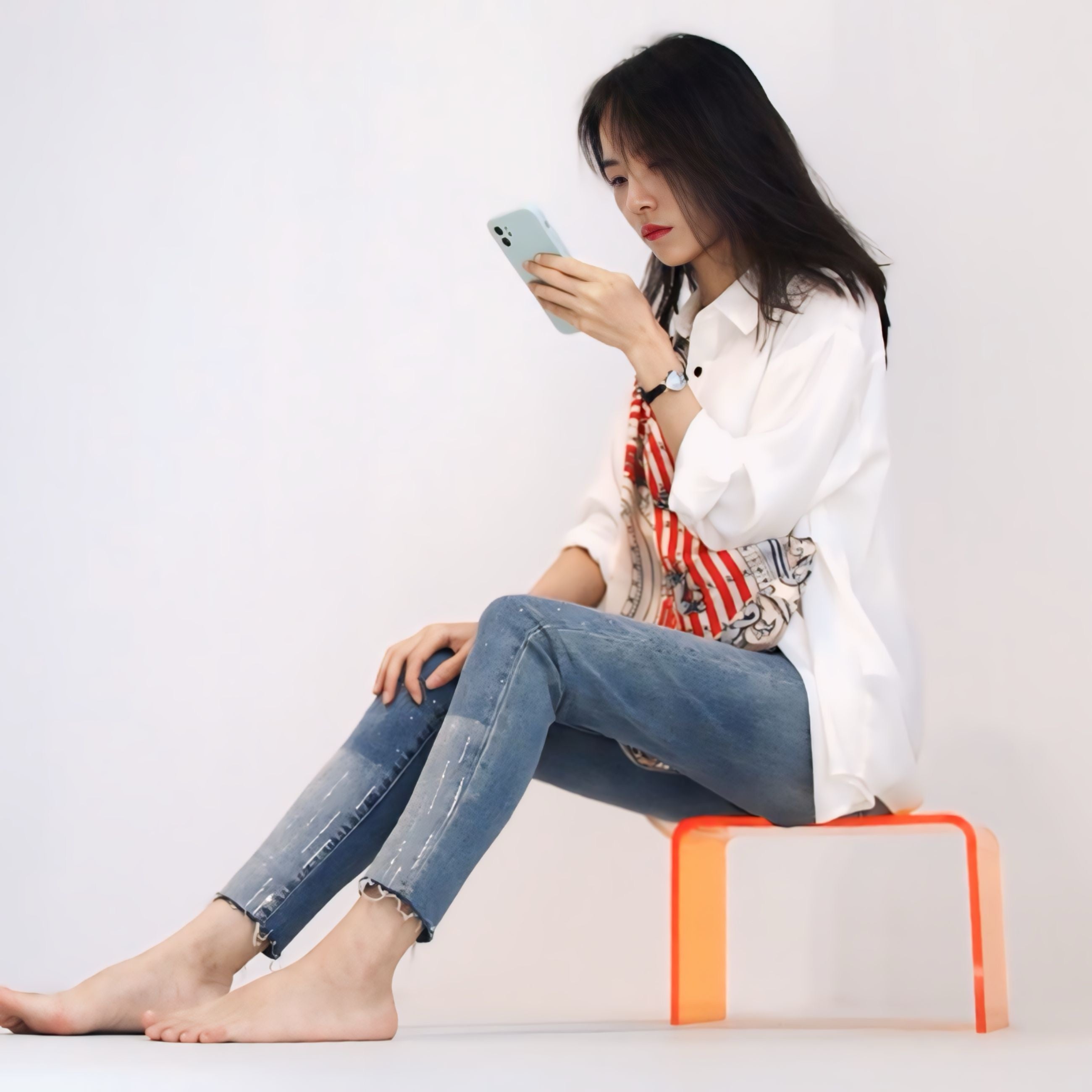 カラフルクリアアクリルスツール kocol