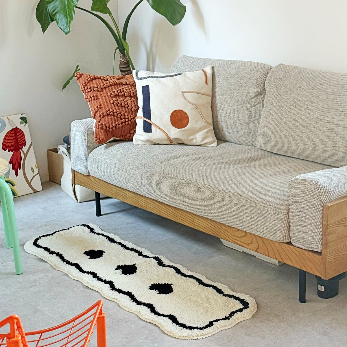 Black and white long rug