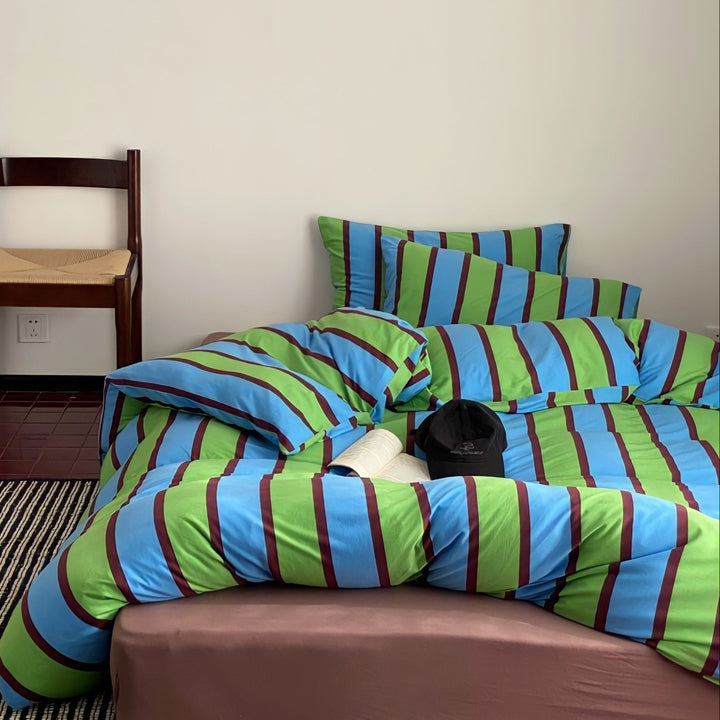 Vivid Multi-Border Bedding Set (Green)