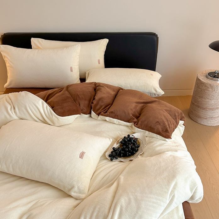 Double-color milk fleece bedding set, cream brown