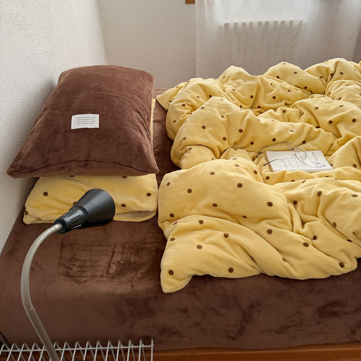 Yellow & Brown Fleece Polka Dot Bedding Set