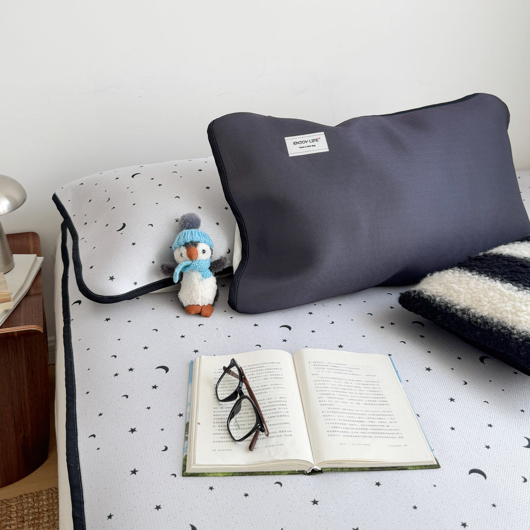 Ice Silk Star & Moon Mat Set Silver Grey