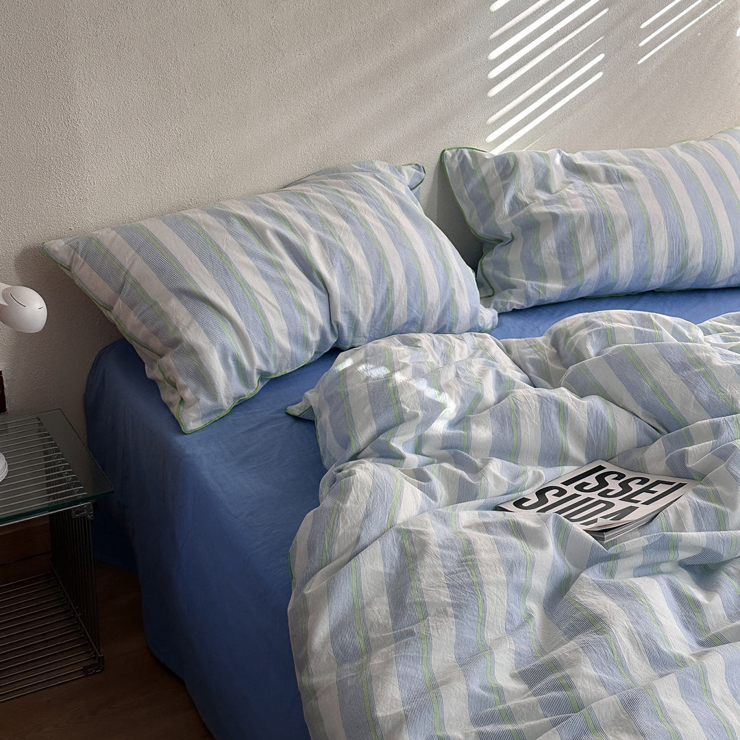 Green Piping Stripe Bedding Set
