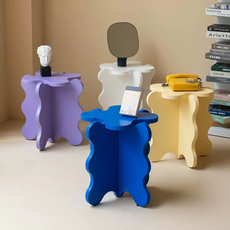 ウェーブサイドテーブル kocol