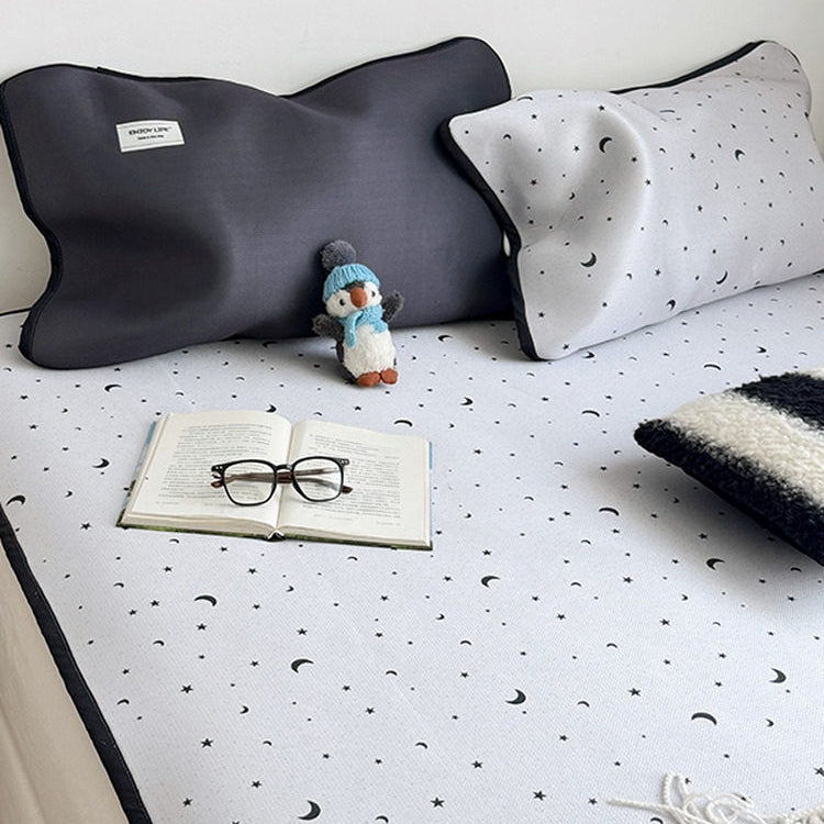 Ice Silk Star & Moon Mat Set Silver Grey
