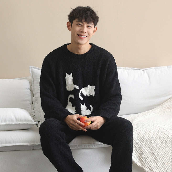 Fluffy cat silhouette loungewear 