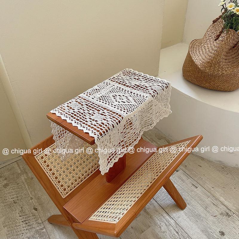 かぎ針編みレーステーブルクロス / Crocheted Lace Tablecloth - kocol