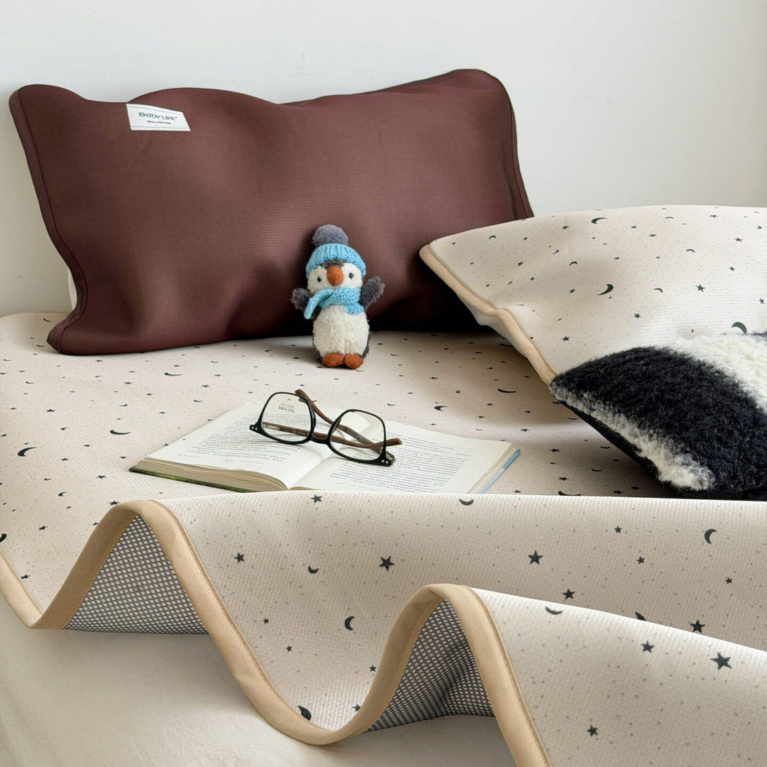Ice Silk Star & Moon Mat Set Sand