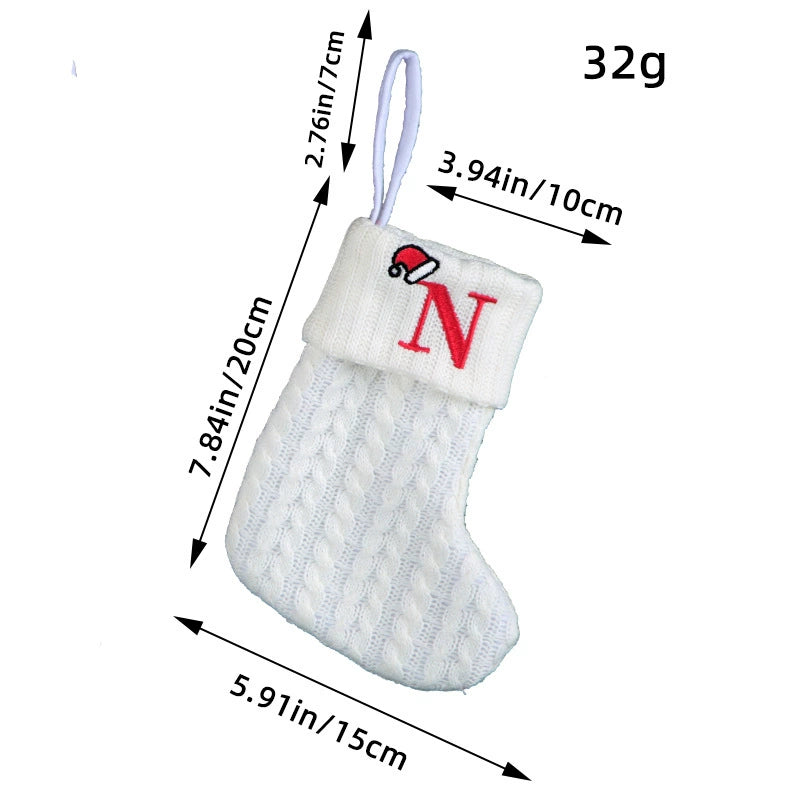 クリスマスアルファベット刺繍ソックス