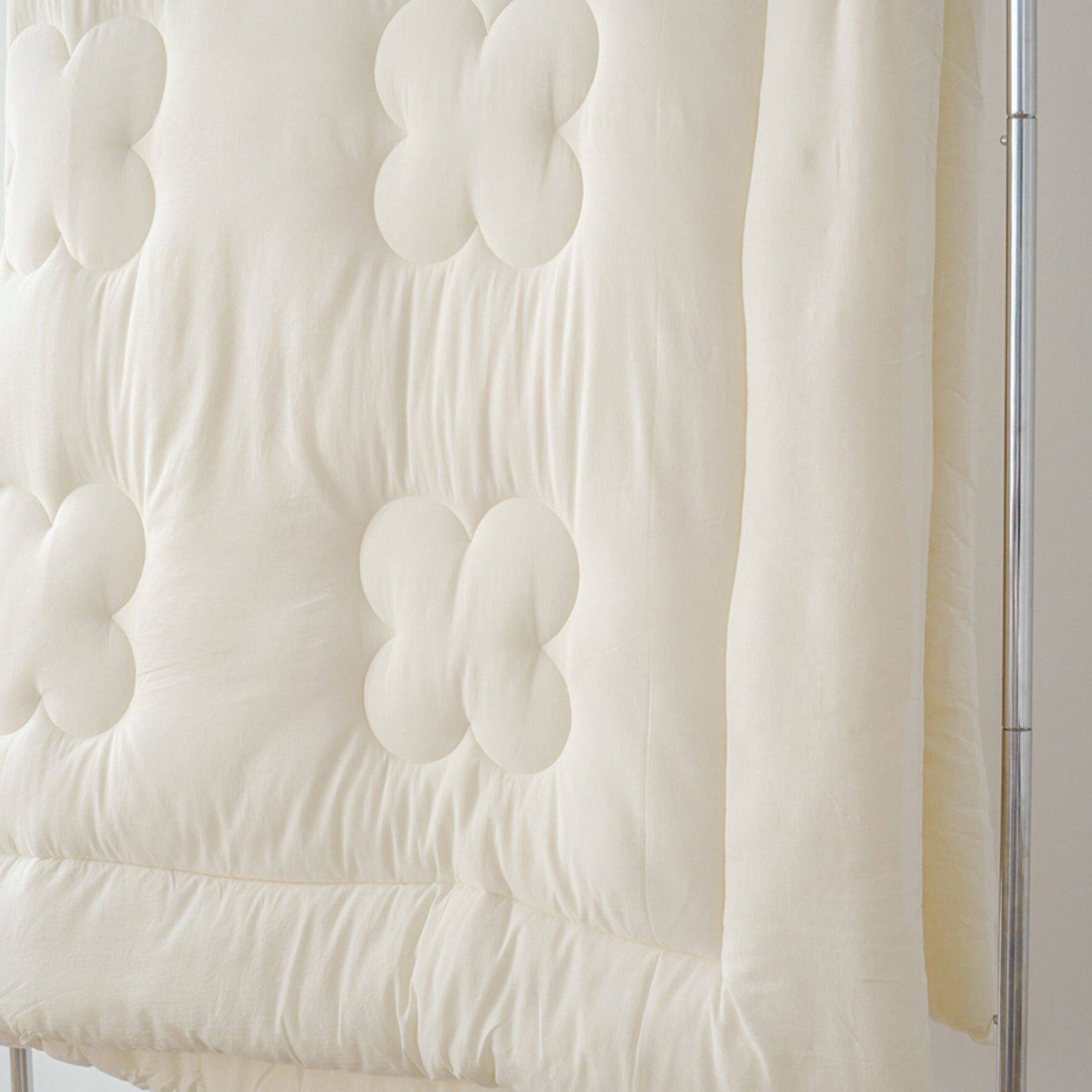 Floral quilted futon