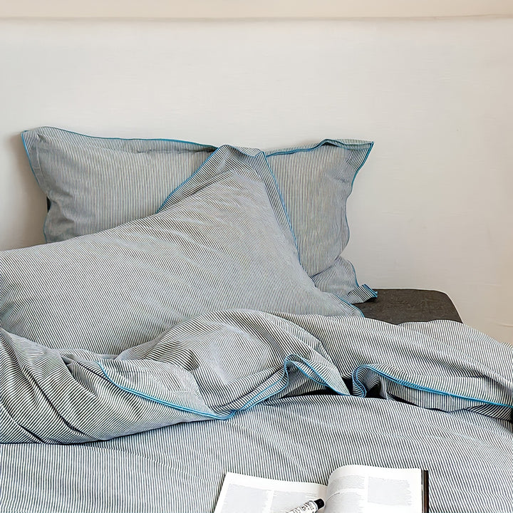 Blue Piping Cotton Bedding Set