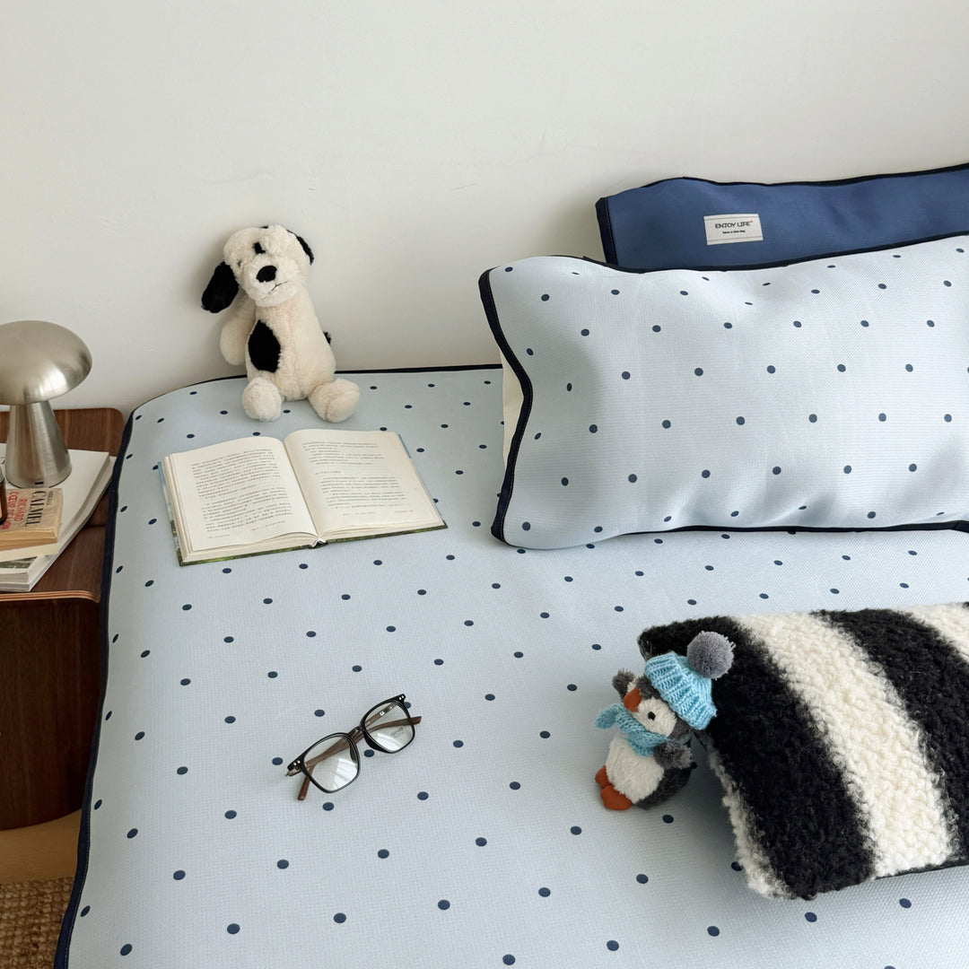 Ice Silk Dotted Mat Set, Blue