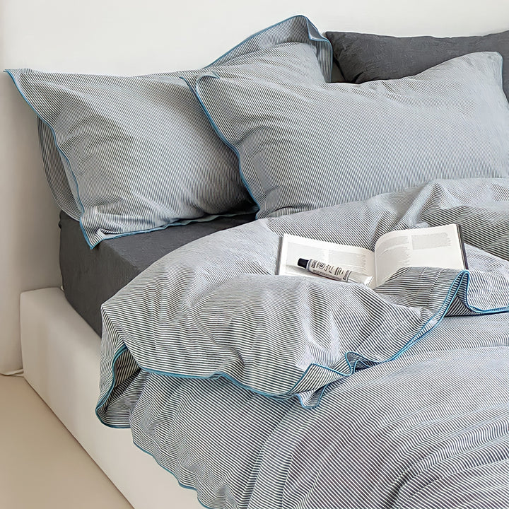 Blue Piping Cotton Bedding Set