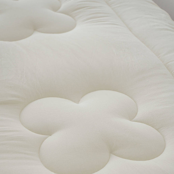 Floral quilted futon