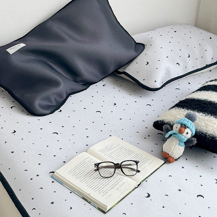Ice Silk Star & Moon Mat Set Silver Grey