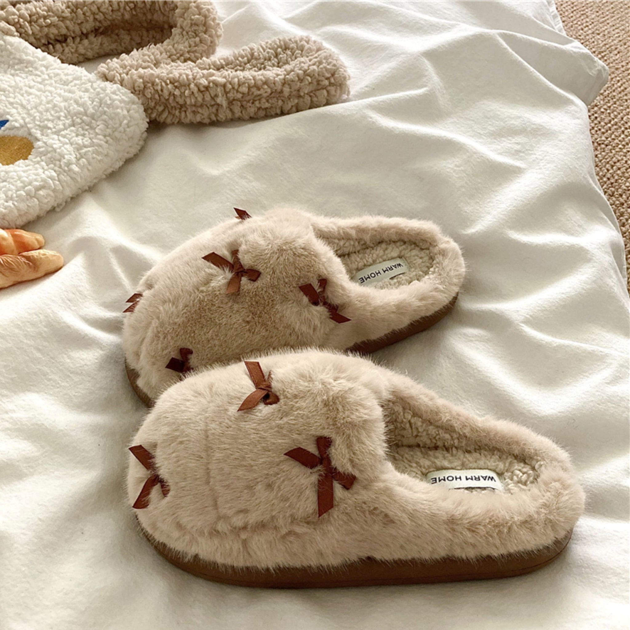 ミニリボンふわふわルームシューズ ミルクティー