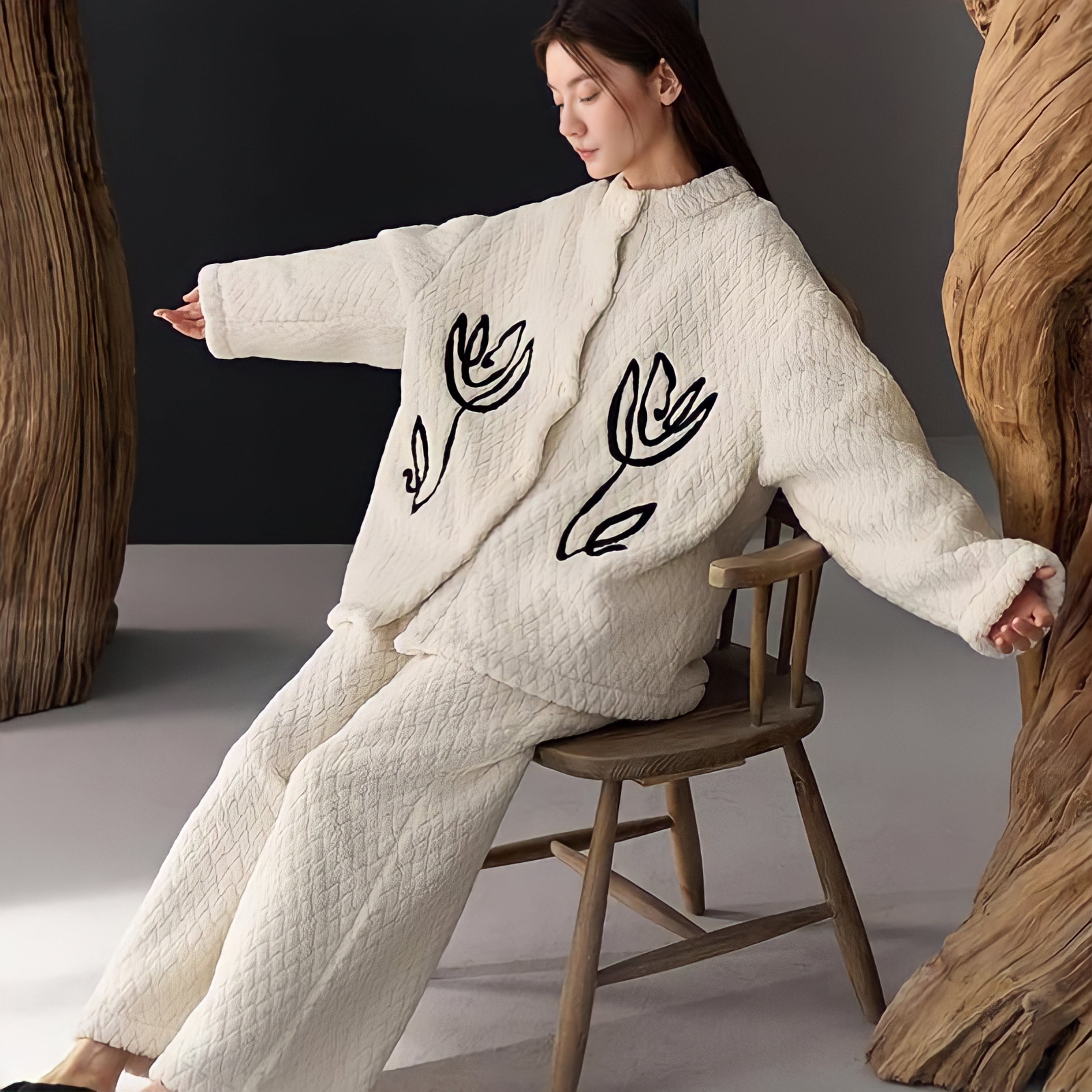 ふわもこフラワー刺繍ルームウェア