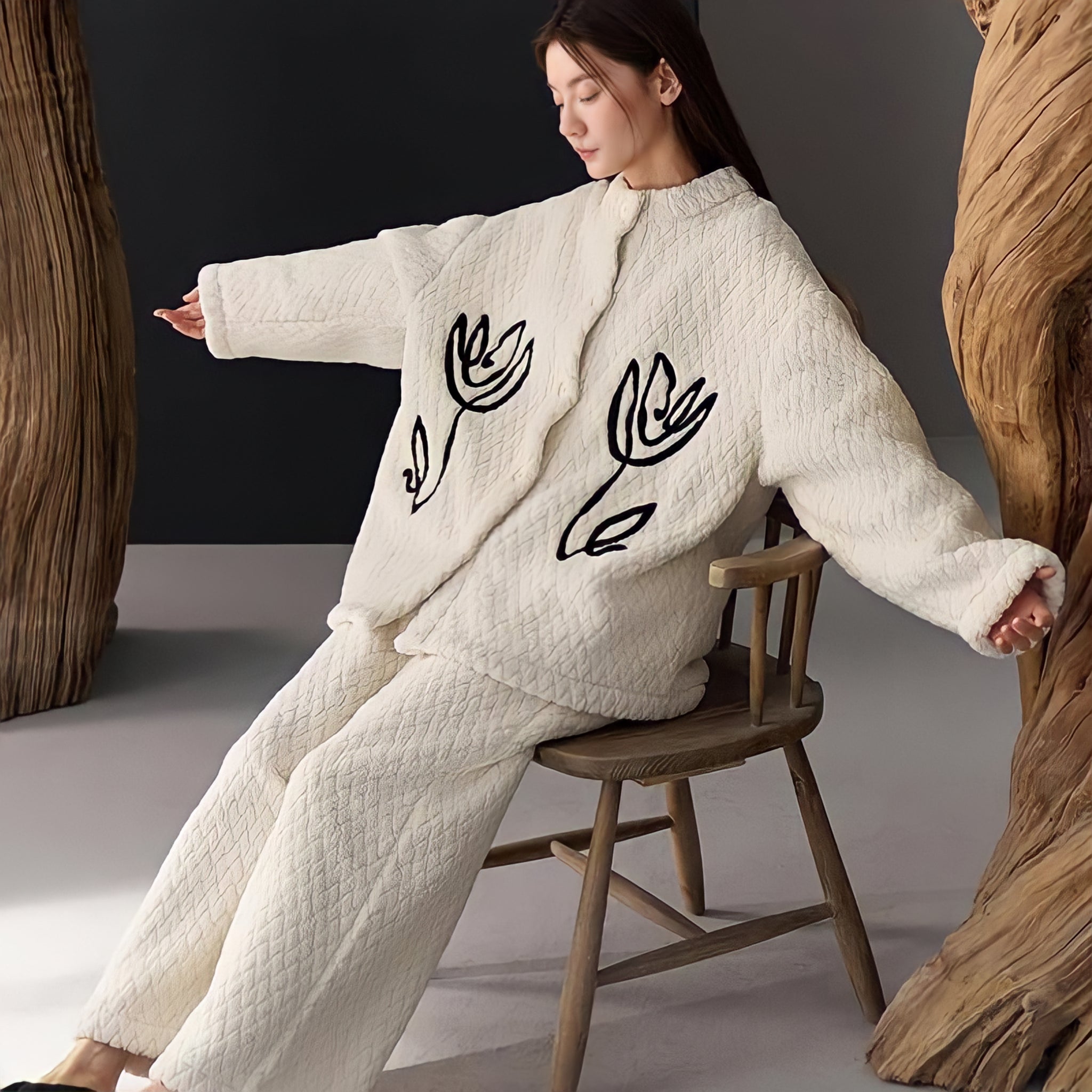 ふわもこフラワー刺繍ルームウェア