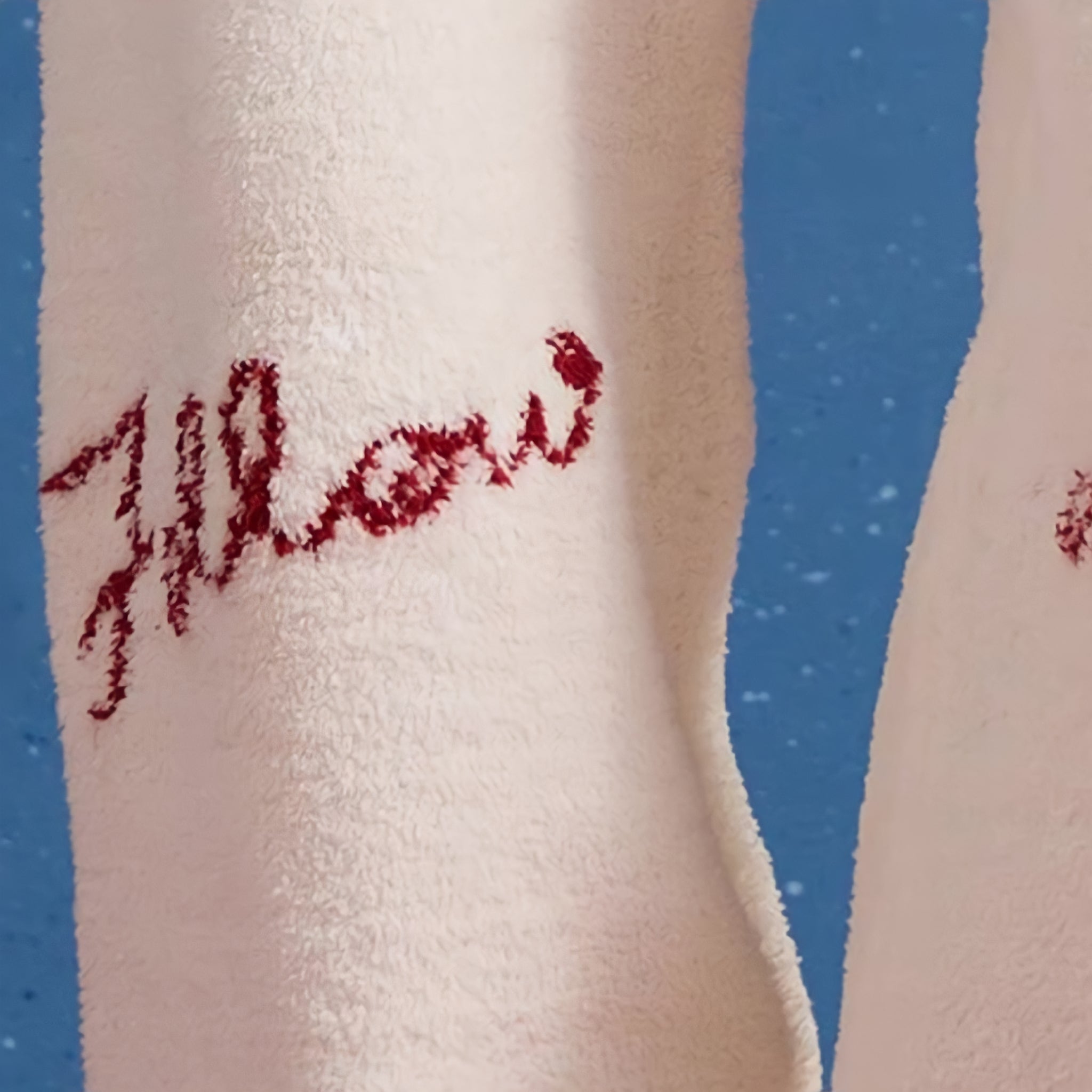 ふわふわフリースレッドパイピングルームウェア