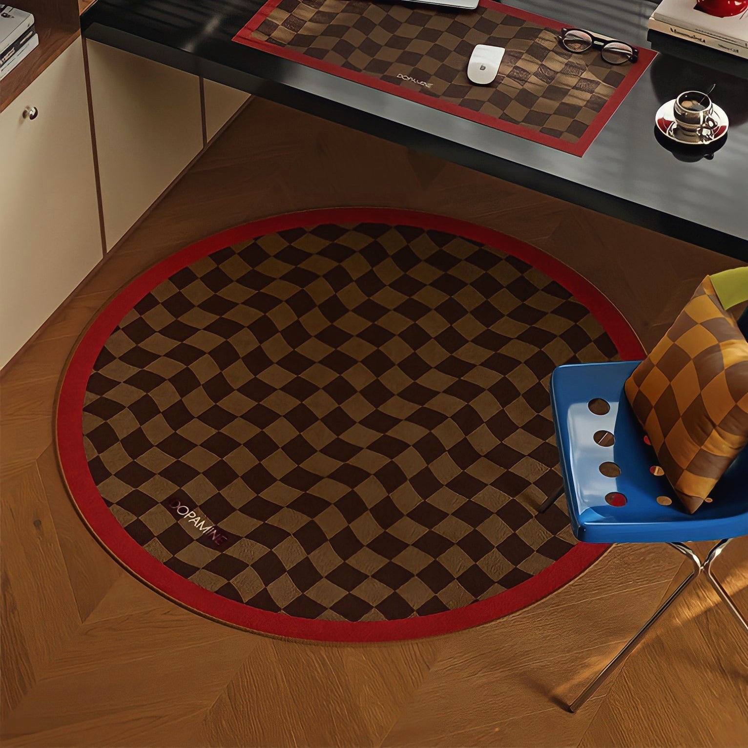 Round 3-Color Rug Carpet, Wave Block Check, Red