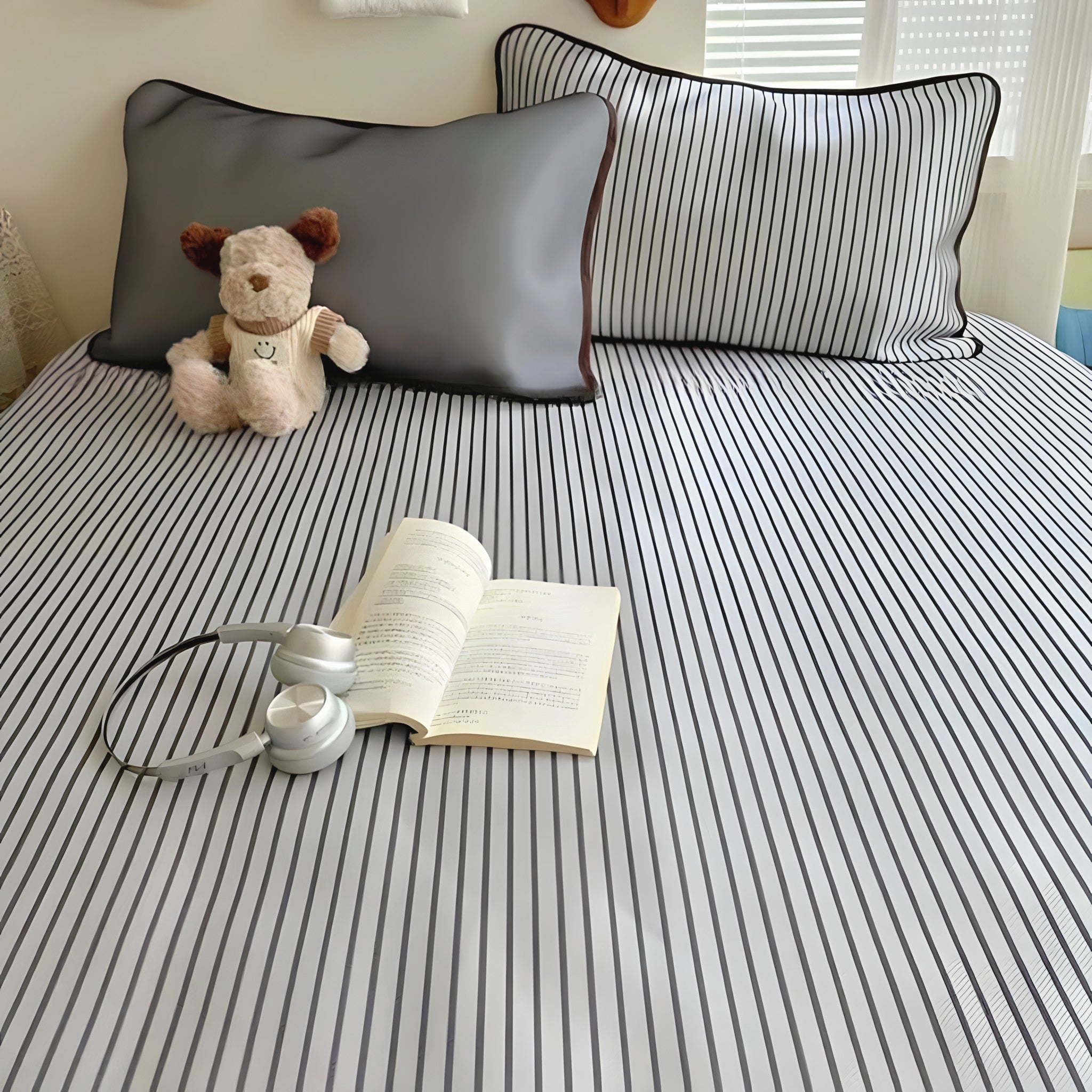 Ice Silk Stripe Summer Mat, Gray