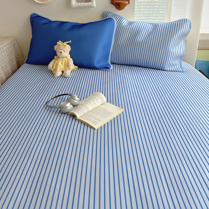 Ice Silk Stripe Summer Mat, Blue
