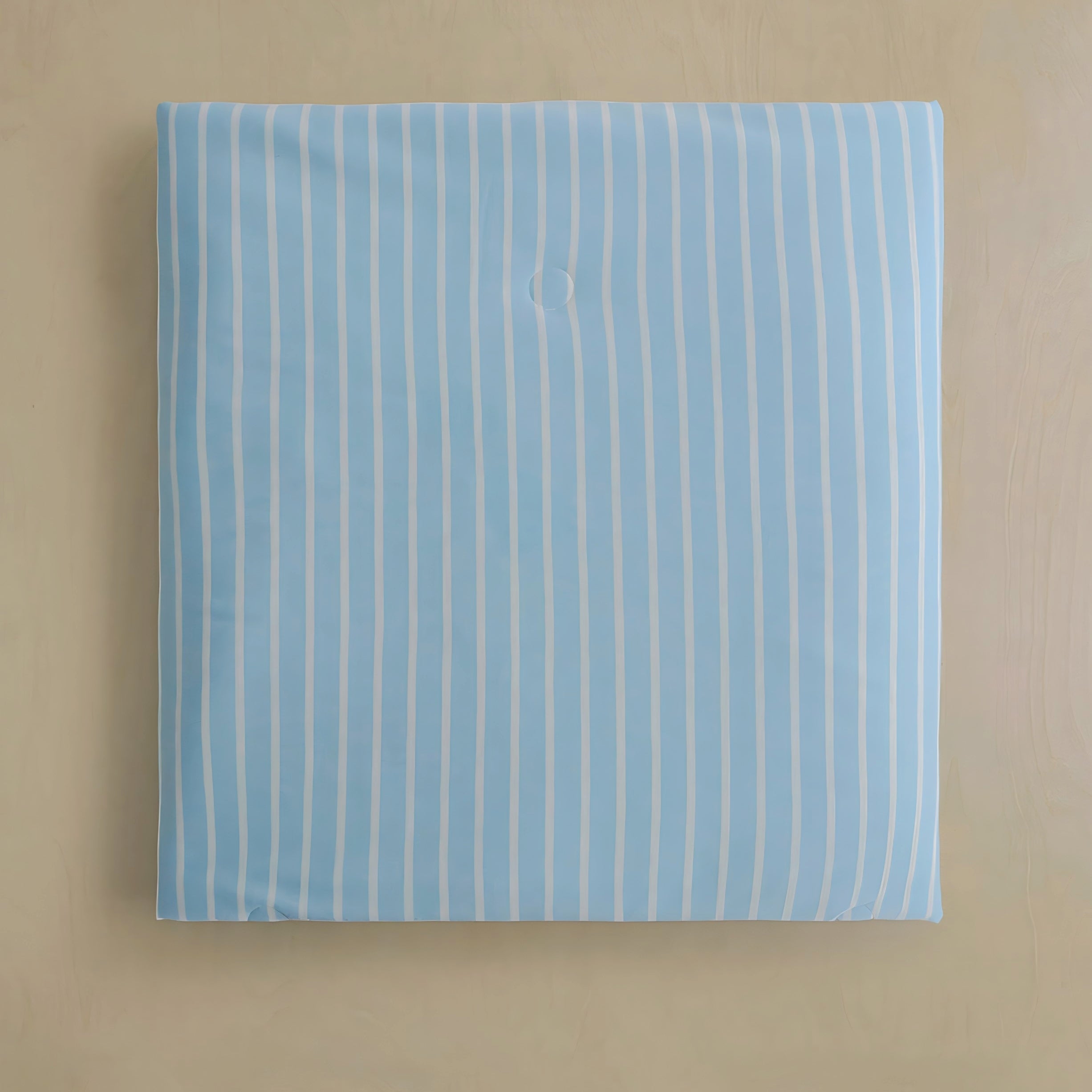 Summer Soft Stripe Quilt, Blue
