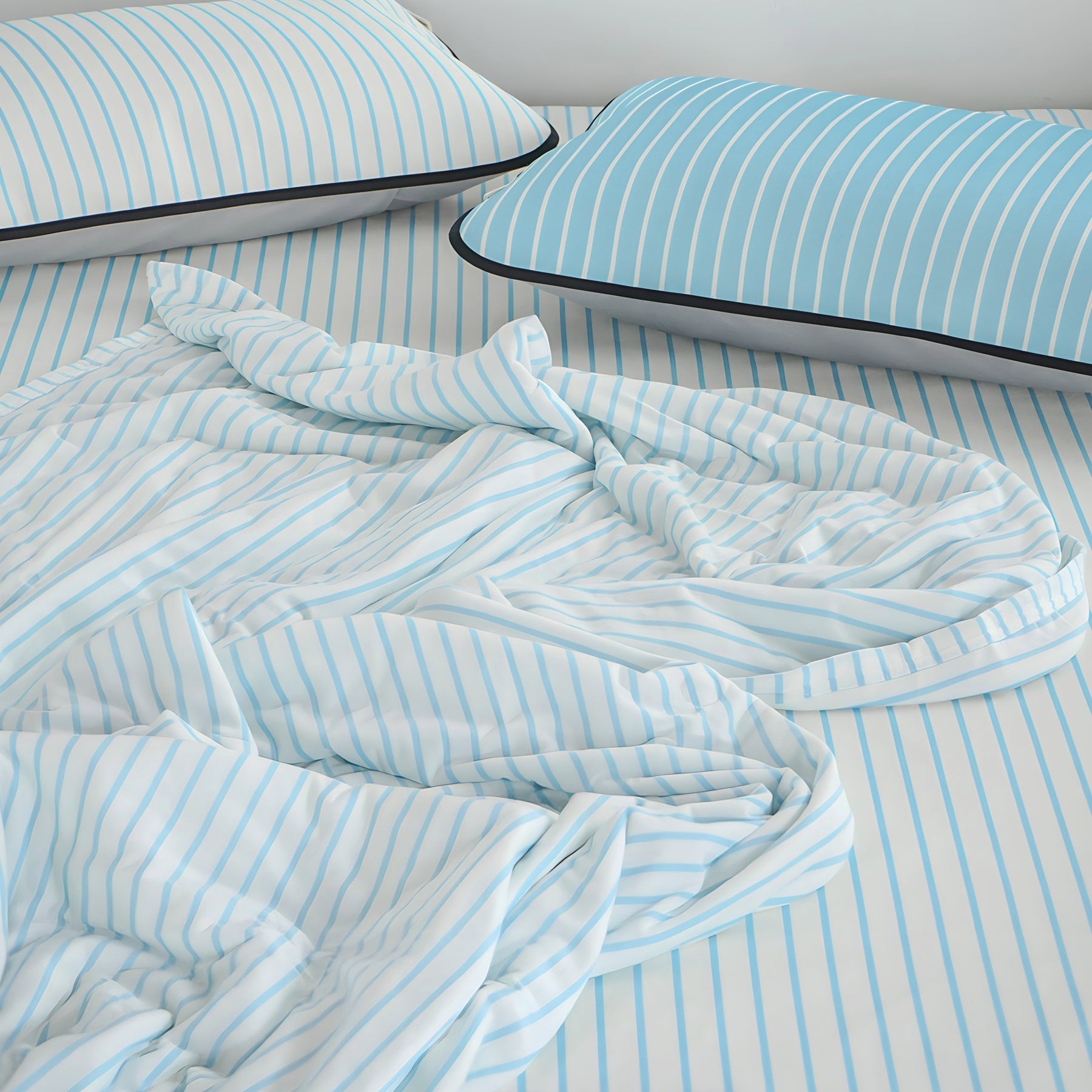 Summer Soft Stripe Quilt, Light Blue