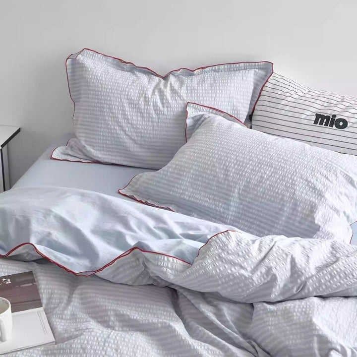 Seersucker Red Piping Bedding Set