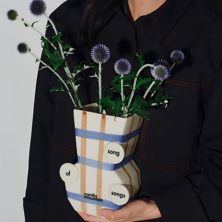Graphic Line Flower Vase
