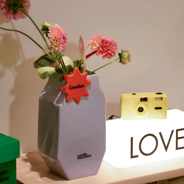 Graphic Line Flower Vase