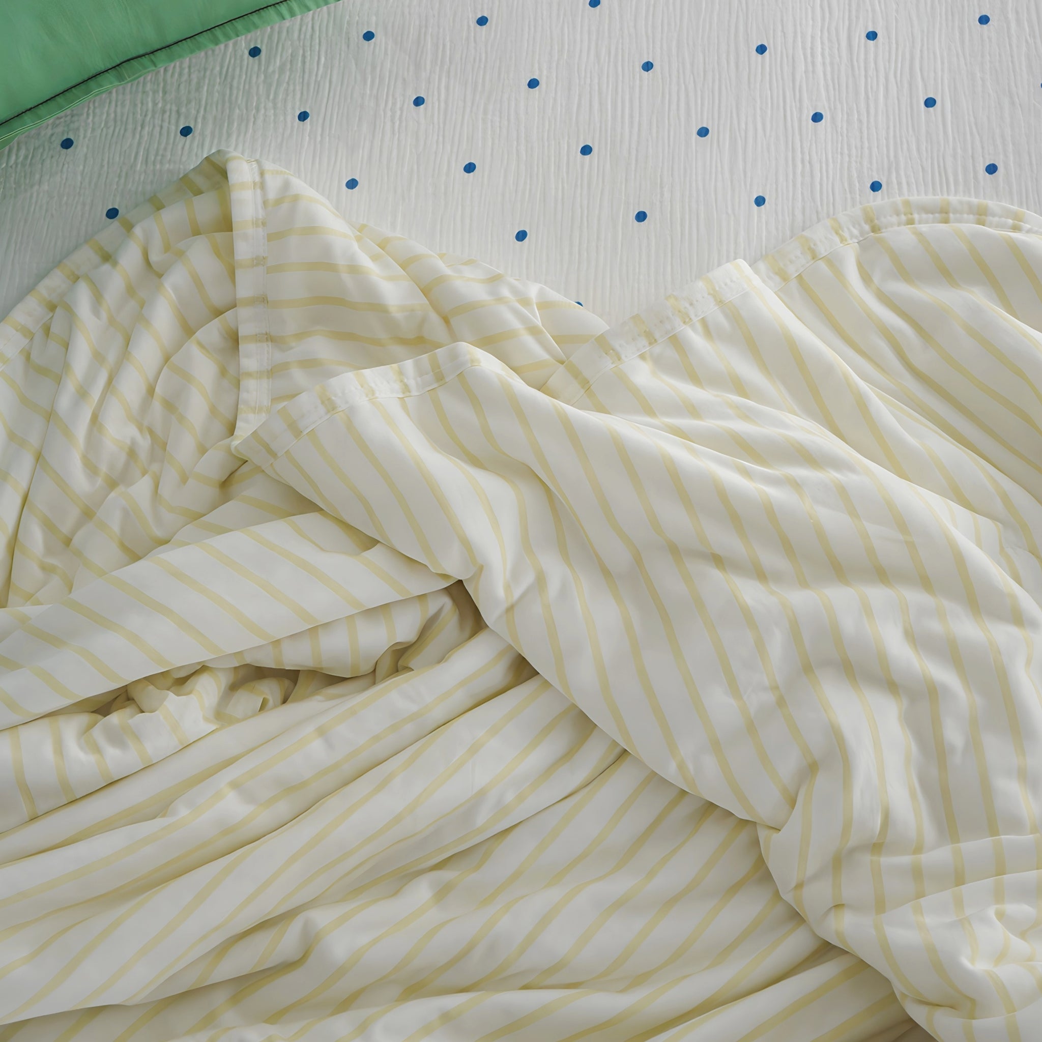 Summer Soft Stripe Quilt Yellow