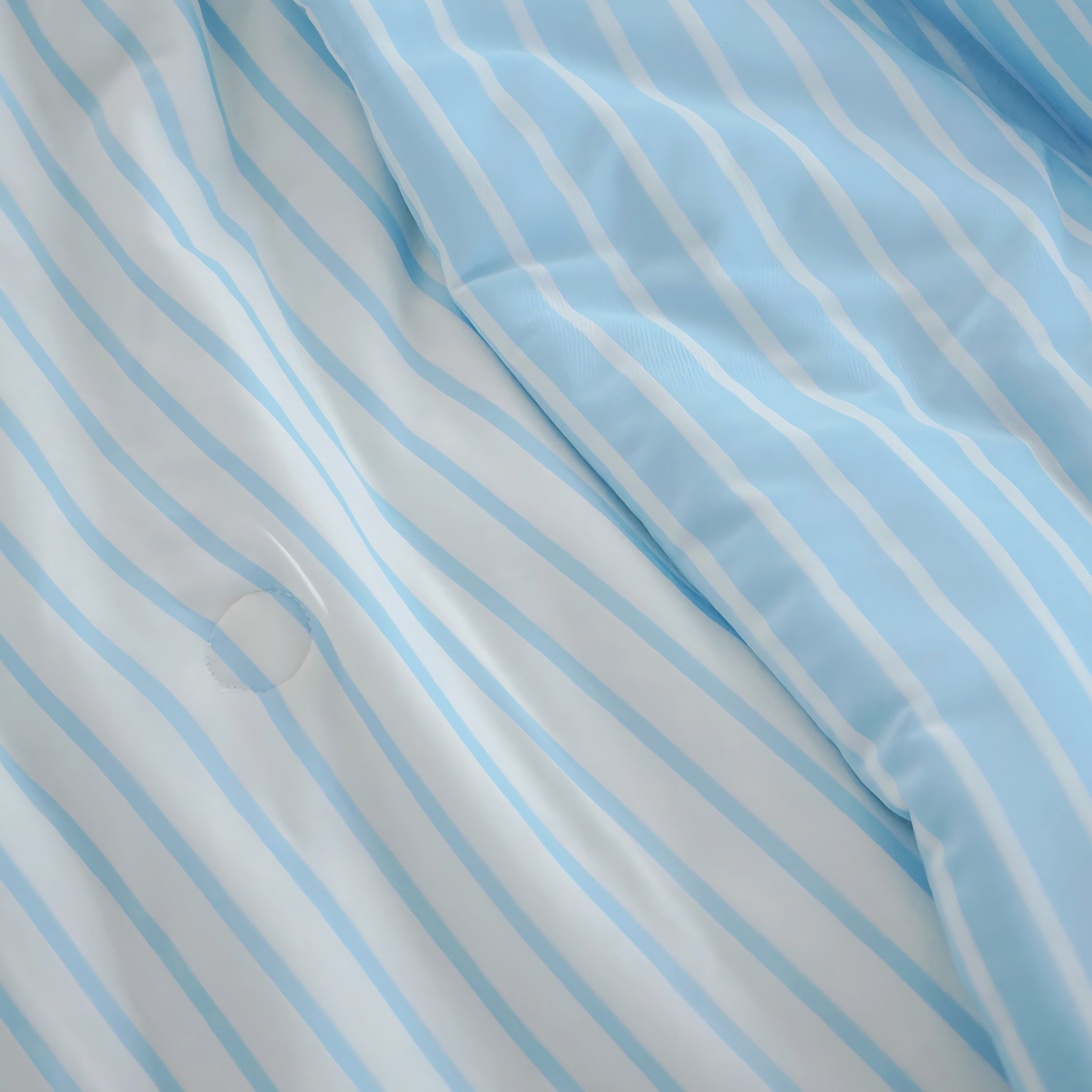 Summer Soft Stripe Quilt, Light Blue