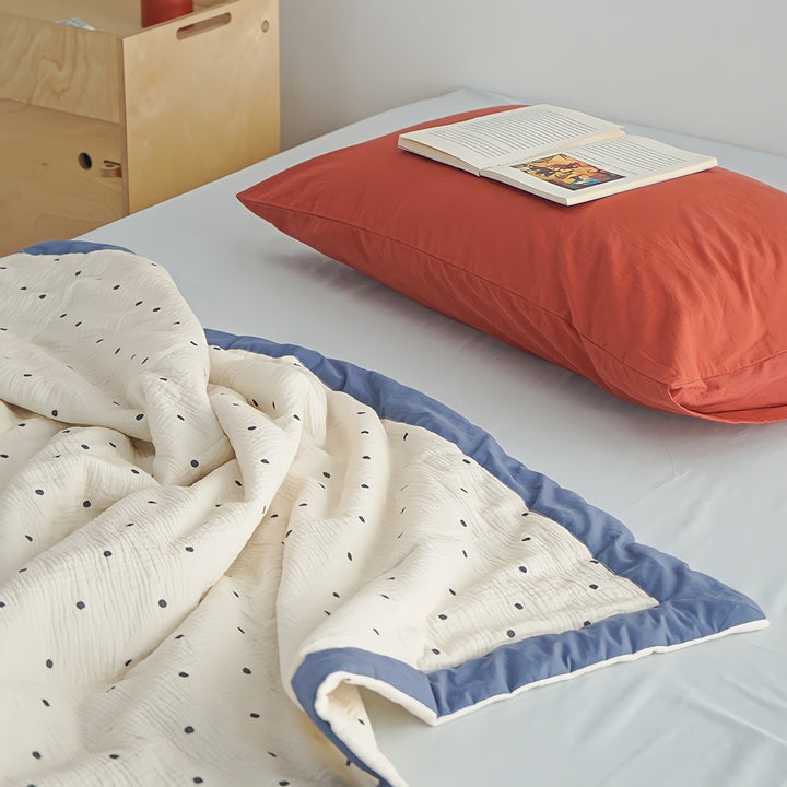 Dotted Soft Gauze Quilt, Blue