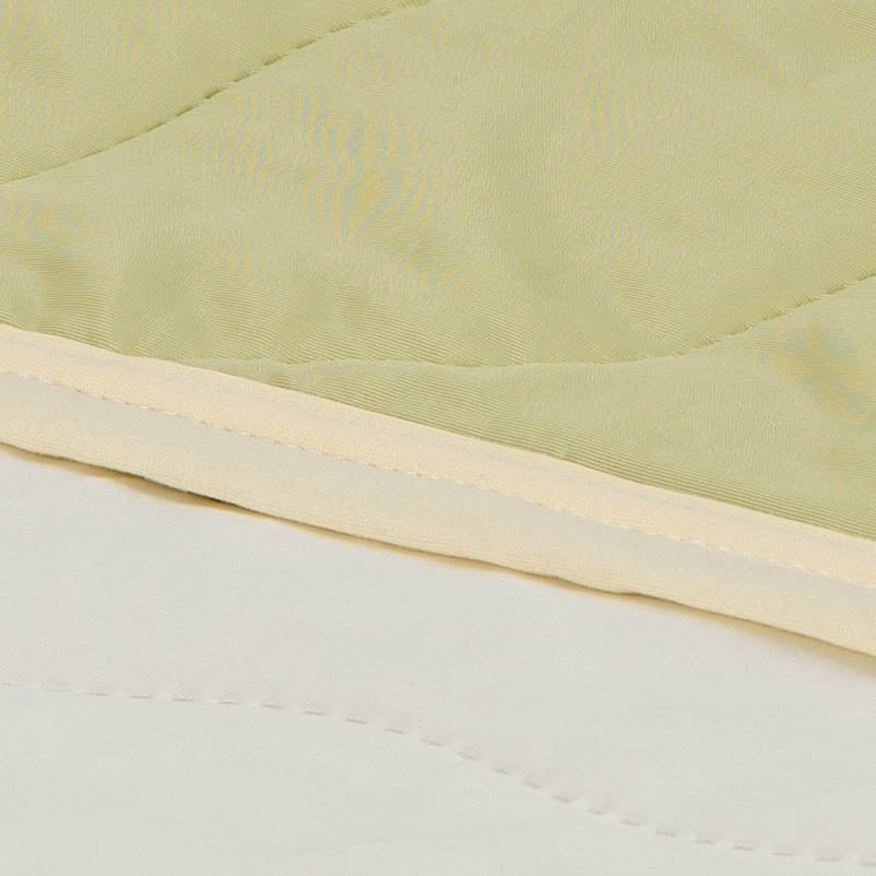 Double Color Cool Quilt Green Custard