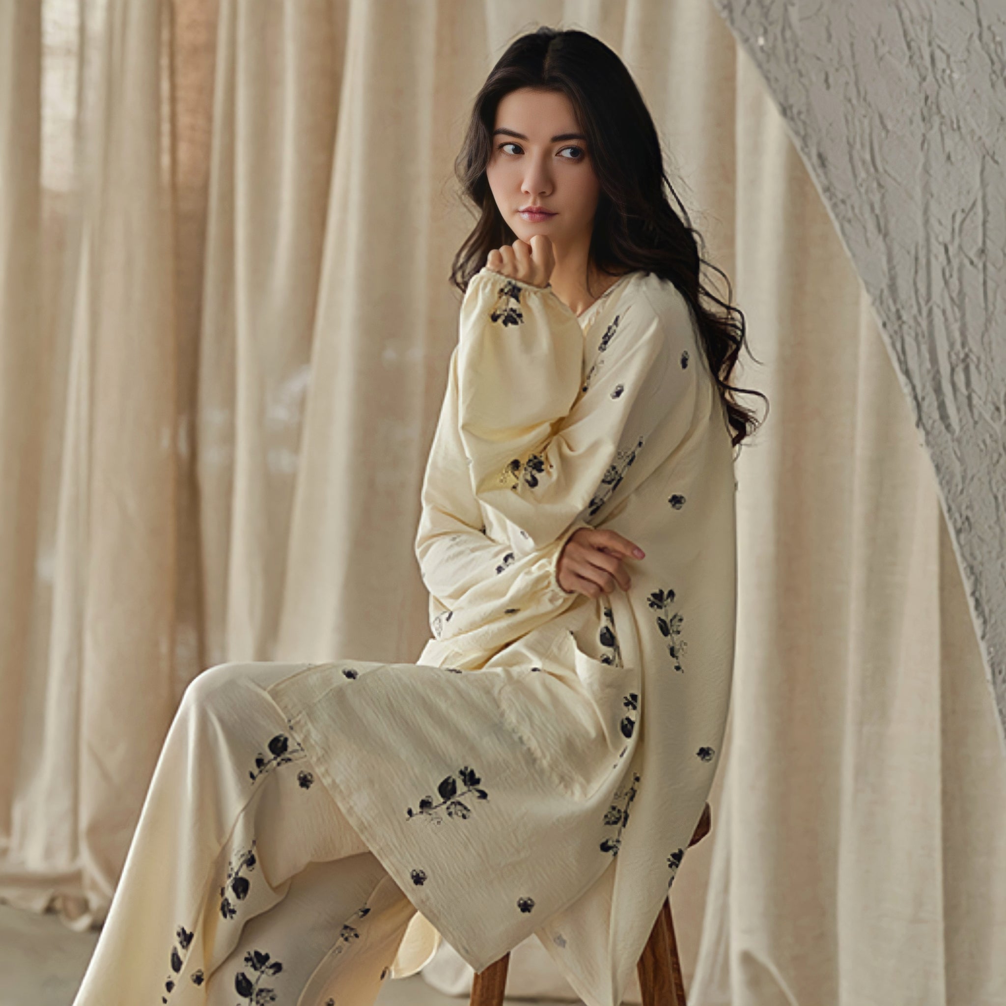 パッド付フラワープリントルーズシルエットパジャマ