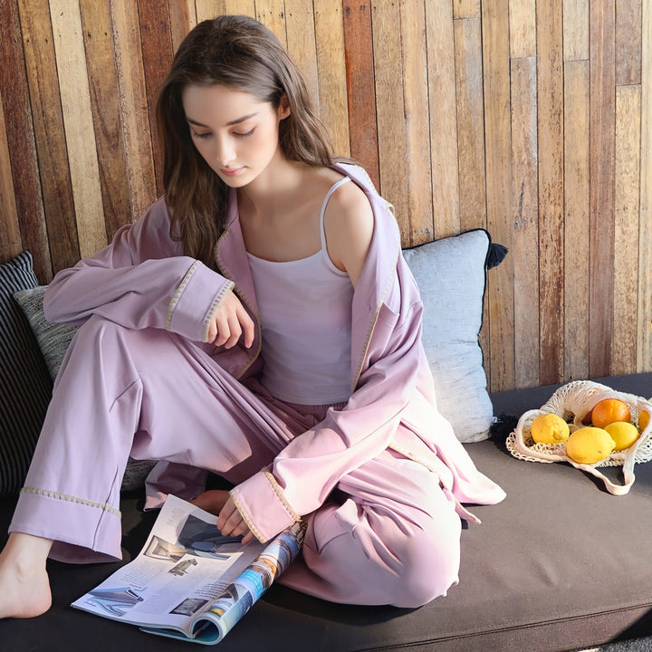 ソフトライトパープルステッチデザインパジャマ